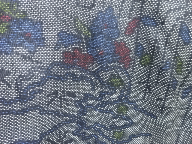 アンティーク　枝葉に花模様織り出し本場泥大島紬着物(5マルキ)